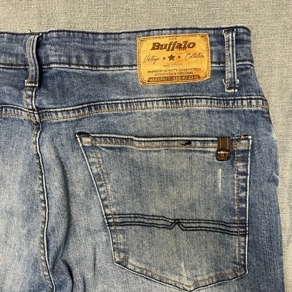 Vintage Buffalo Ash X Jeans Mens 36x32 Blue Denim Stretch Distressed Slim Fit